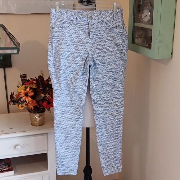 Kenar Geometric Pants - Picture 1 of 8